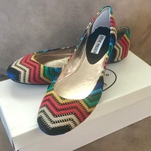 Steve Madden flats- NEVER WORN!